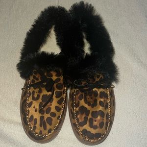 Cheetah print shoes size 8.5